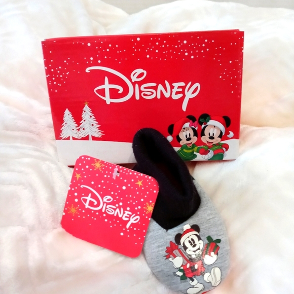 Disney Slippers (Baby) NIB #293